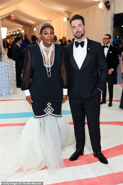 Met Gala 2023 Serena Williams Debuts Pregnancy Number Two With Husband