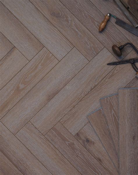 Spc Honey Oak Herringbone Lh68 25 Luxury Vinyl Tiles