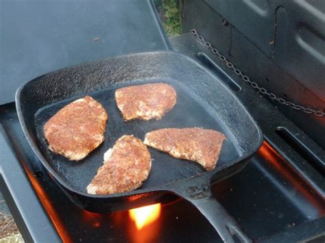 Hogs Breath Blackening Seasoning on Chicken - HotSauceDaily