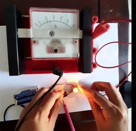 basic meter alat ukur kuat arus  tegangan listrik dc