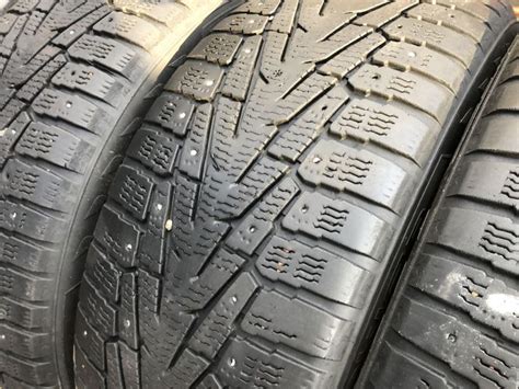 Резина зимняя R19 245/55 5-6мм 4шт Nokian