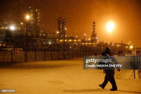 257 Yamal Lng Stock Photos, High-Res Pictures, and Images - Getty Images