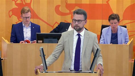 Videos aus dem Landtag Debatte über Pflegepolitik hessenschau de 2024