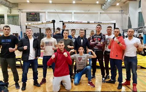 Osiem medali zawodników Cross Fight Radom RadomSport pl