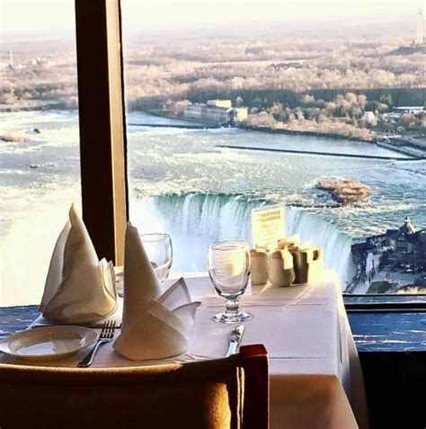 Skylon Tower Niagara Falls On Wedding Venue