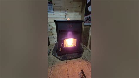 King 2200 Sq Ft Pellet Stove With 130 Lb Hopper And Remote Kp130