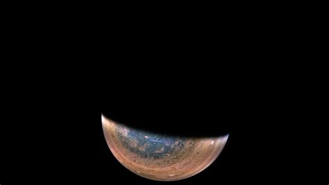 Juno Offers a Window Seat for a Jupiter Flyby | NASA Jet Propulsion ...