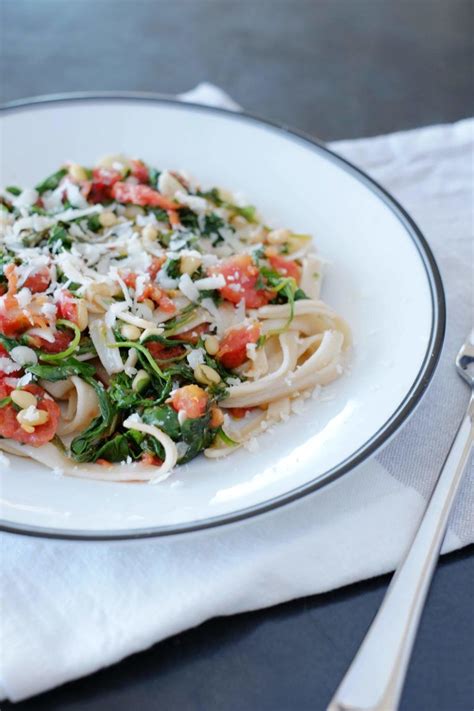 Brown Rice Pasta With Arugula And Tomatoes An Appetizing Life Pasta