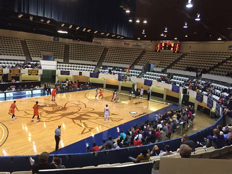 Howard Payne University Yellow Jackets v University Texas Tyler ...