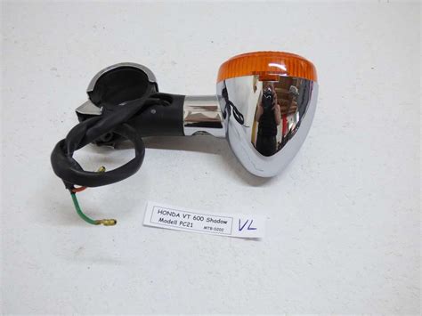 Honda VT 600 C Shadow PC21 Blinker Vorne Links Gebrauchtes Ersatzteil