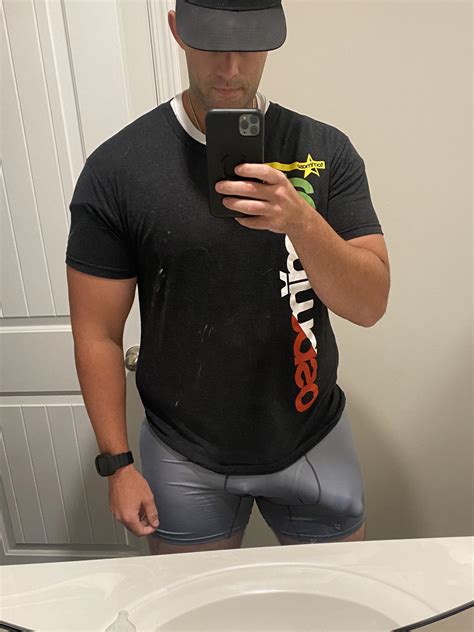 How’s my bulge compare? : r/Bulges