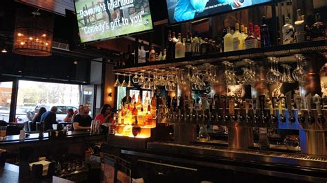 Bar Louie's (Royal Oak) Happy Hour - Detroit On Tap