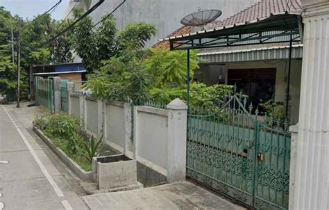 Rumah Lantai Tanah Luas Di Rajawali Selatan Gunung Sahari