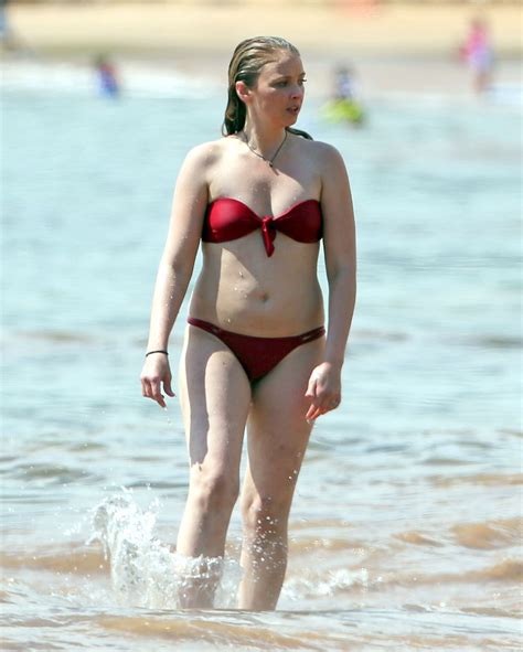 Elisabeth Harnois In Red Bikini At The Beach May 2015 CelebMafia