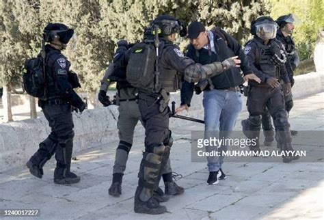 Baton Security Photos And Premium High Res Pictures Getty Images