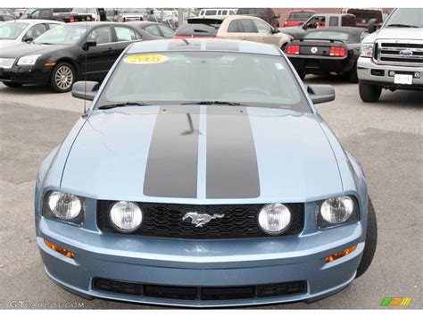 2005 Windveil Blue Metallic Ford Mustang Gt Deluxe Coupe 12792175 Photo 2 Car