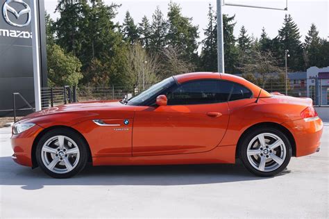 Pre-Owned 2015 BMW Z4 sDrive28i Convertible