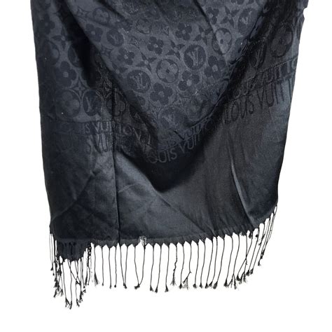 Women's Louis Vuitton Scarf, size Maxi (Black) | Emmy