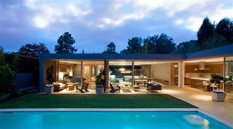 Angelo Residence | Modern Los Angeles house with stunning zero-edge ...