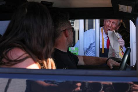 Trump Works Fry Cooker At Mcdonalds — And Maga Faithful Line Up To