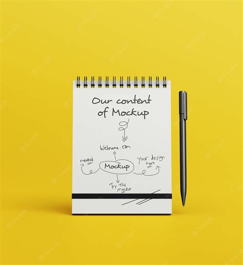 Premium PSD | Notepad mockup with a pen