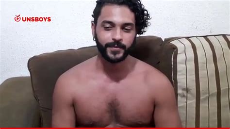 Ator Pornô Brasileiro Participa De Entrevista Caliente L Vídeos