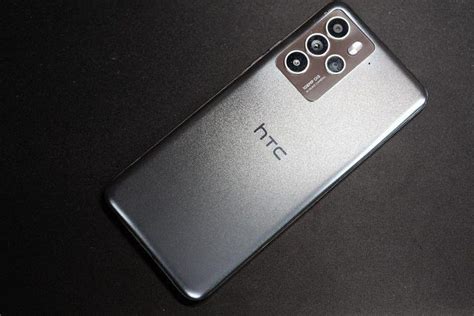 The Htc U Pro Shows Up Again In Newly Leaked Renders