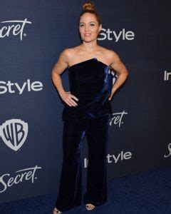 Hot Erika Christensen Photos Around The Net ThBlog