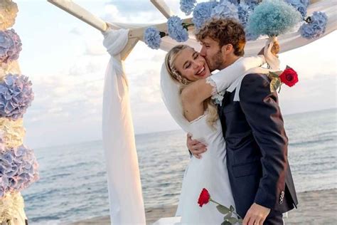 Massimo Ciavarro Sorprende Tutti Con Il Suo Look Al Matrimonio Del