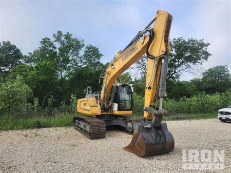 2015 Liebherr R926 LC Tracked Excavator In Fort Worth Texas United