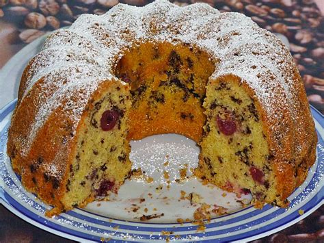 Gugelhupf Mit Kirschen Und Schokolade Rezept Mit Bild Chefkoch De