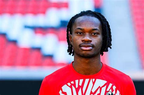 Der SC Freiburg verlängert mit Jordy Makengo SC Freiburg Badische