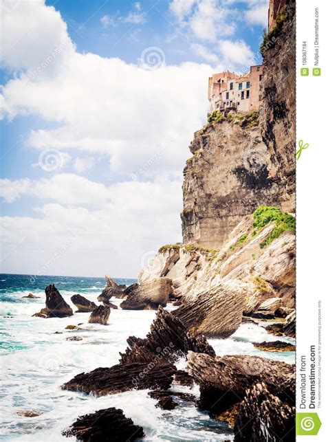 Los Acantilados De Bonifacio In Corsica Foto De Archivo Imagen De