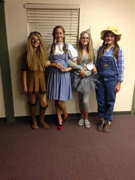 Wizard of oz cast costume | Cute easy halloween costumes, Cute group ...