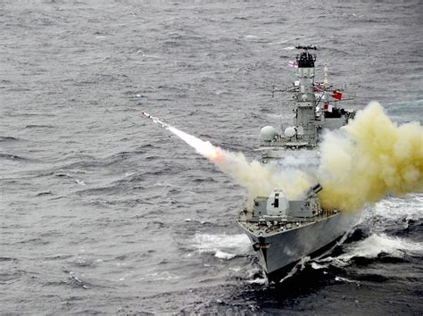 La Royal Navy Est De Nouveau En Quête Dun Missile Anti Navire Pour