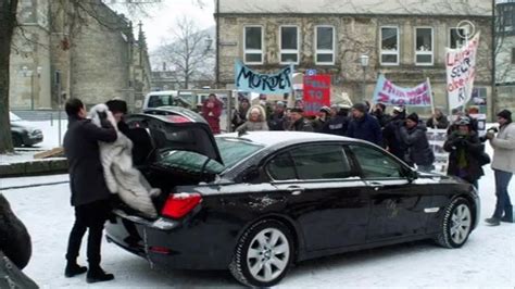 Imcdb Org Bmw Ld F In Heiter Bis T Dlich Fuchs Und Gans