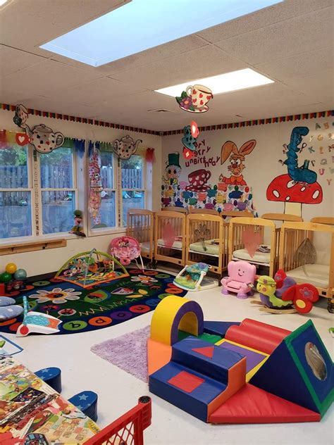 Colorful and Fun Toddler Daycare Room