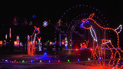 The 12 Best Christmas Light Displays In America Voodoo Neon