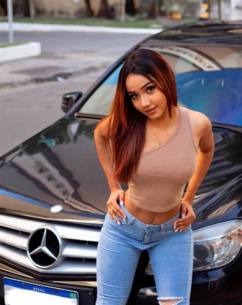 Mari Ana Aminah - Bio, Age, Height, Wiki | Models Biography