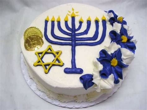 65 Chanukah Cakes From Around The Net