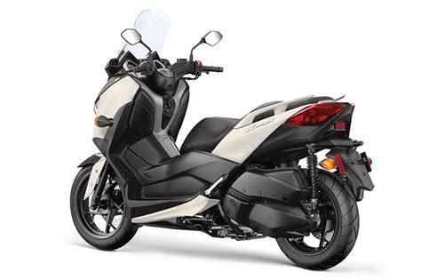 2018 Yamaha XMAX Scooter First Look Review Rider Magazine