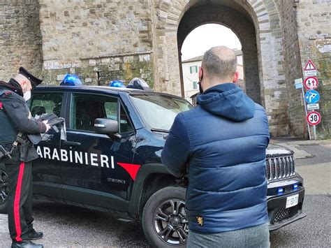 Attimi Di Paura Allinterno Di Unautobus Trentasettenne Straniero