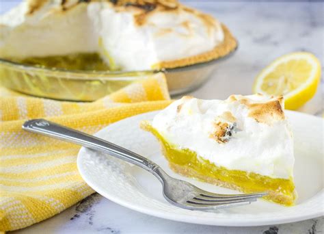 Vegan Lemon Meringue Pie Recipe | Keeping the Peas