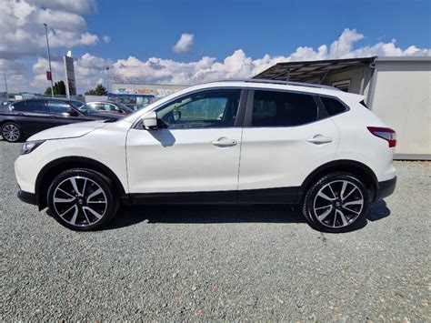 Nissan Qashqai Dci Tekna Panorama Kamera Ko A Kuka Servisna