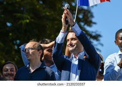 Florian Philippot Nicolas Dupont Aignan During Anti Sanitary Stock