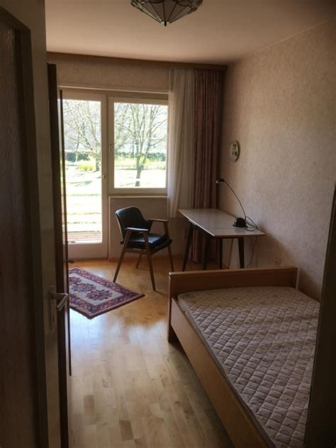 Qm Zimmer Mit Balkon Direkt Bei Der Hochschule Wohngemeinschaft