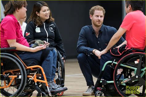 Prince Harry Visits the Players at Rugby World Cup in Japan!: Photo ...