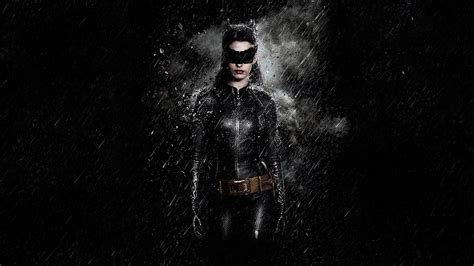 Anne Hathaway Catwoman Wallpaper - WallpaperSafari