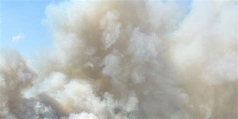 Un Incendio Forestal Destruye Gran Parte De La Ciudad Turística De