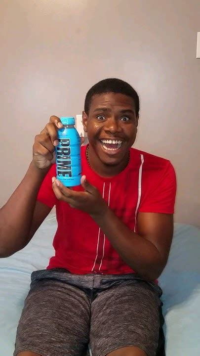 First Time Trying Prime Hydration Drink Blue Raspberry Flavor Youtube